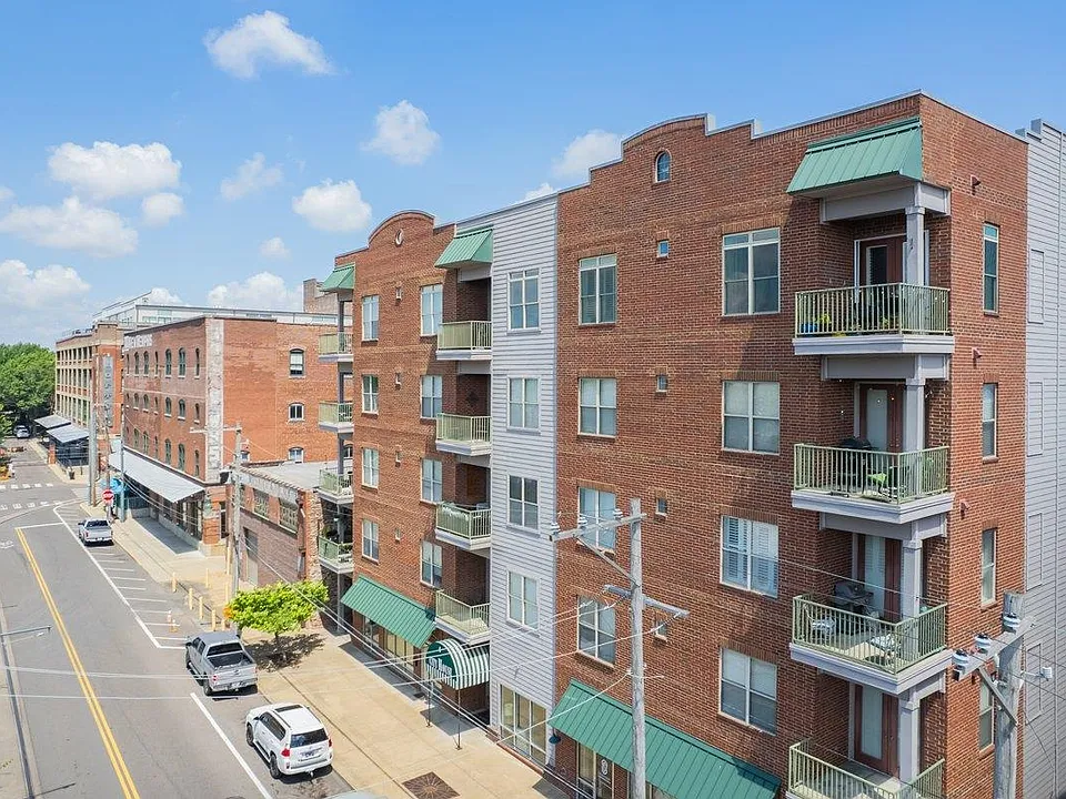 510 Cityhouse Ct #204