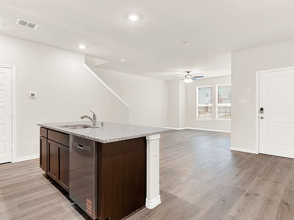 4th image of 1943 Hellams Ln #1