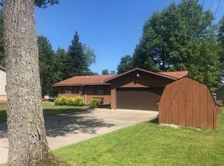 1204 Lake James Dr, Prudenville, MI 48651