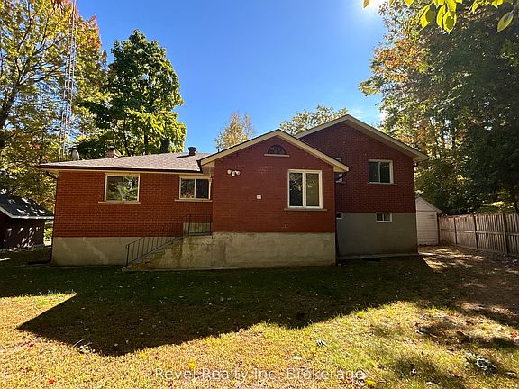 3rd image of 97 Forest Cir
