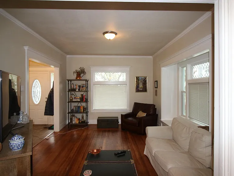 1407 S 9th St — Photo 5