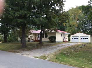 59 Park Ave, Newport, ME 04953