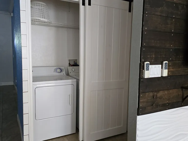 Laundry1 - Washer & Dryer