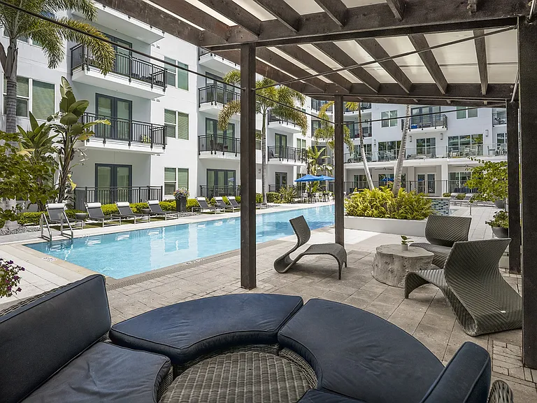 Society Westshore Apartments — Photo 25