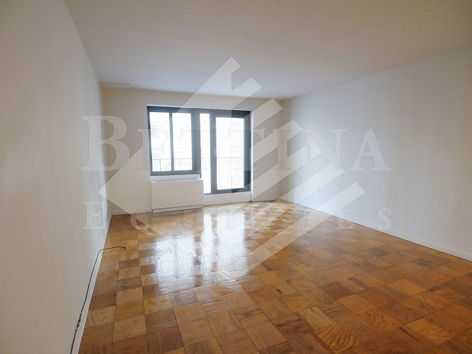 1st image of 77 5th Ave APT 8B