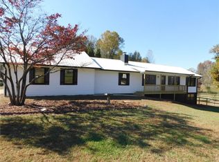 4408 Sardis Dr, Gainesville, GA 30506