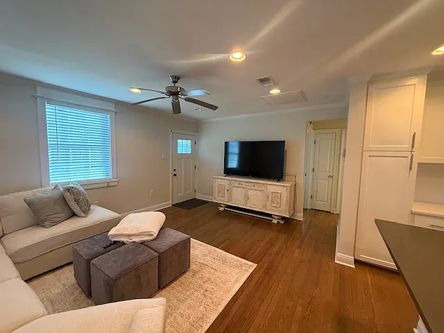 4751 Orchid St — Photo 5