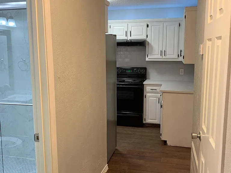 3409 Jewel St — Photo 7