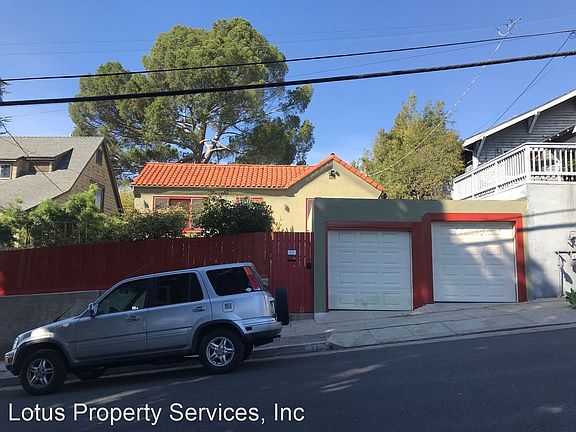 2nd image of 1929 Cerro Gordo St