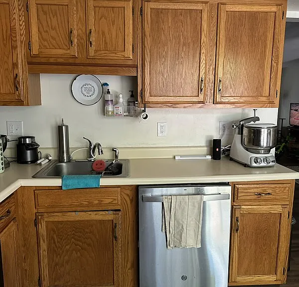169 Williamsburg Ct — Photo 3