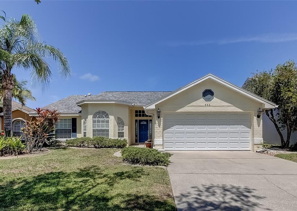 1st image of 556 Village Dr