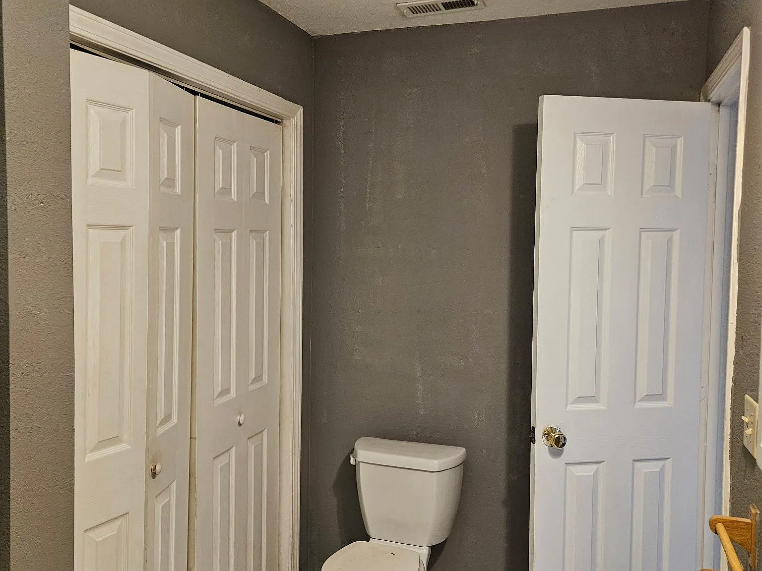 2 bed, 1100 sqft, $975 — Photo 4