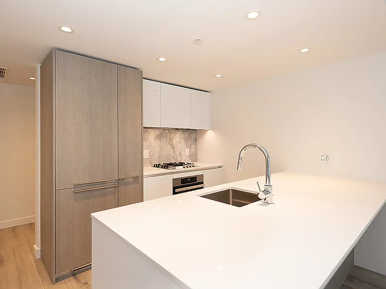 1107 Richards St #313 — Photo 4