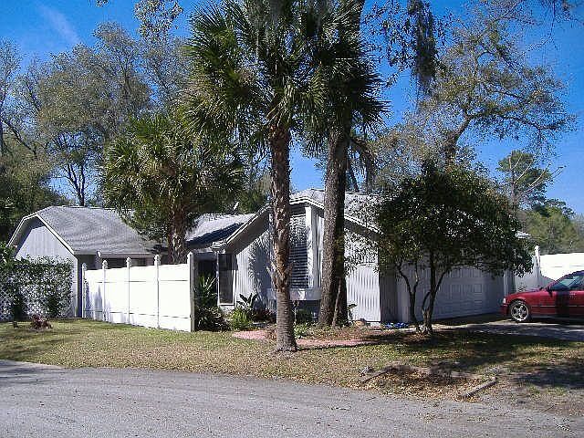 1st image of 194 Cambridge Ct