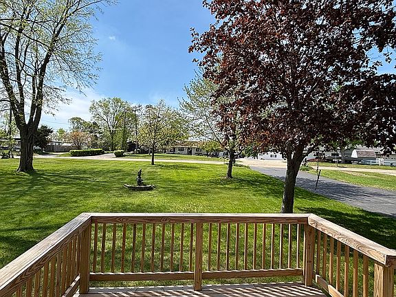 2nd image of 5699 Riverview Rd