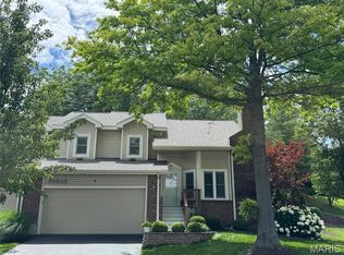 10935 Vauxhall Dr, Saint Louis, MO