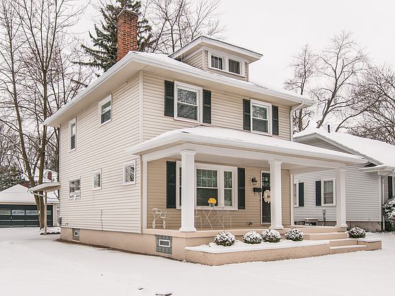 4th image of 206 Corona Ave