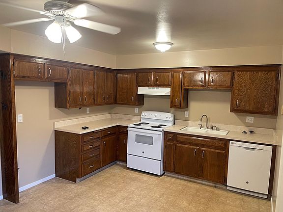 5th image of 6200 Spice Way APT 20