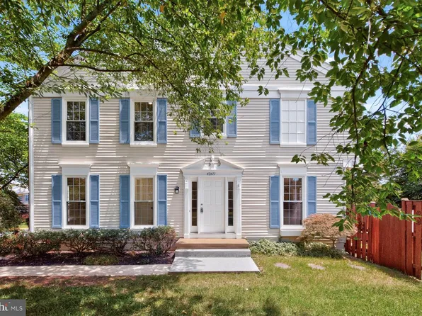 43471 Plantation Ter, Ashburn, VA 20147