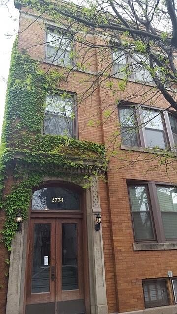 1st image of 2774 N Kenmore Ave