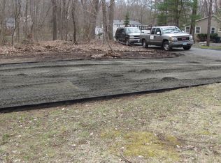 159 Middle Rd, Guilford, CT 06437