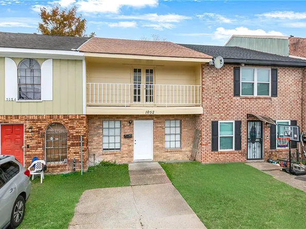 1052 Eli Ct, Gretna, LA 70056