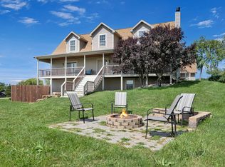 13 Lake Ridge Rd, Galena, IL 61036