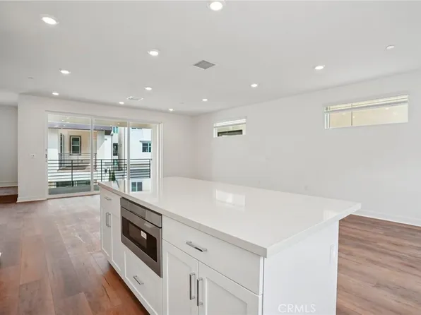 1675 Coral Sea Ln, San Pedro, CA 90731