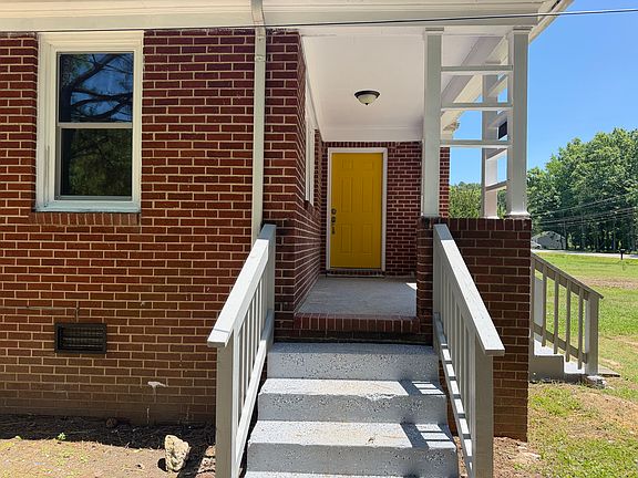 2nd image of 10910 Doyle Blvd