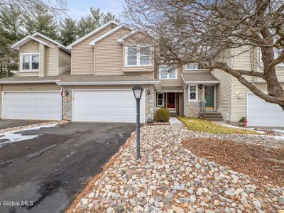 543 Highwood Circle, Albany, NY, 12203