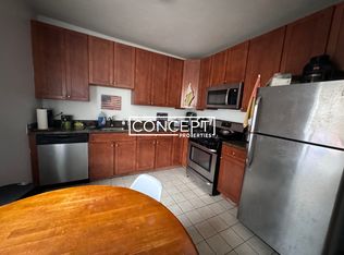 878 Huntington Ave APT 2, Boston, MA 02115