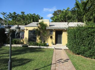 689 Eastward Dr, Miami Springs, FL 33166