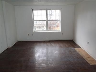 4th image of 3441 Hallwood Pl