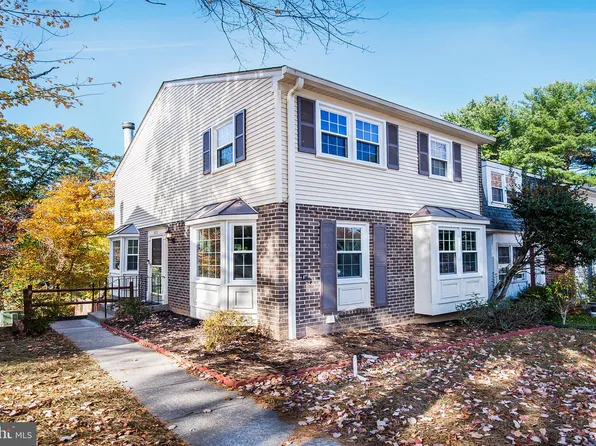 5008 Head Ct, Fairfax, VA 22032