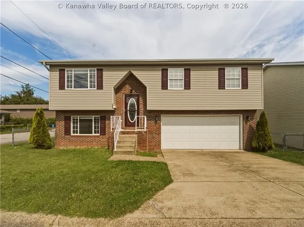 1702 Jackson Ave, Saint Albans, WV 25177