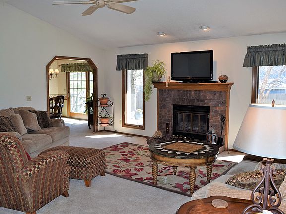 3rd image of 7011 E Woodbury Ct