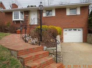 1359 Sylvandell Dr, Pittsburgh, PA 15243
