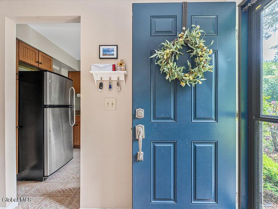 83 Crestwood Terrace, Albany, NY 12203 | Zillow