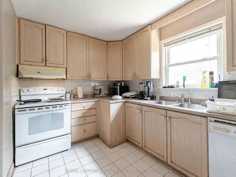 14 Lawndale Rd #MAIN — Photo 5