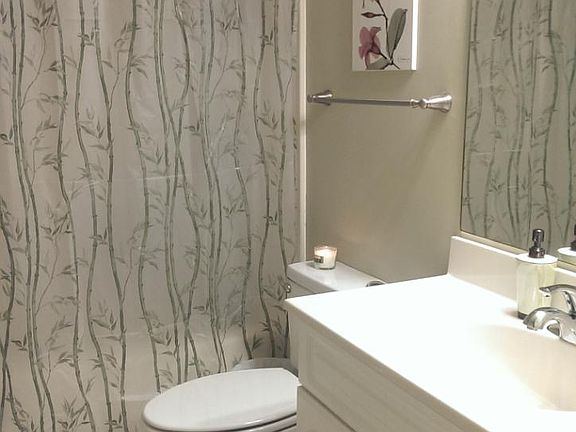 3rd image of 5703 S Cass Ave APT 110