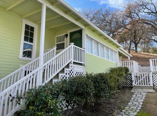 529 Olive St, Paso Robles, CA 93446