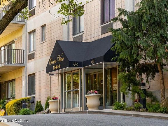 3rd image of 31 Hylan Blvd APT 1B