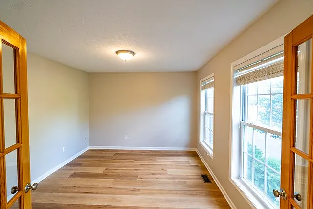 649 Kayloc Cir — Photo 15