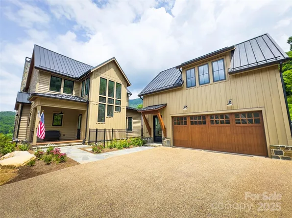 157 Lodestone Dr #420, Sylva, NC 28779