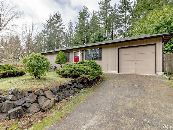2nd image of 519 Hawks Glen Dr SE