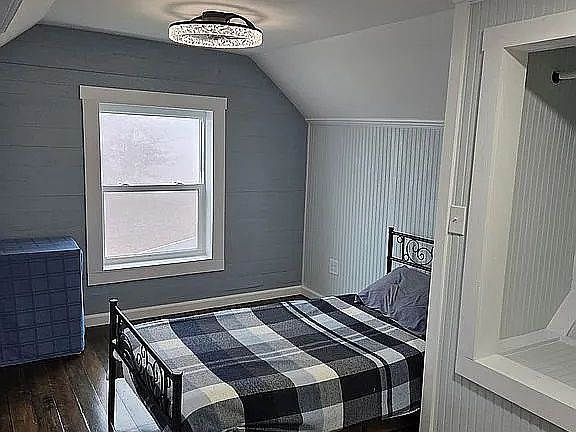 5th image of 27 Church St
