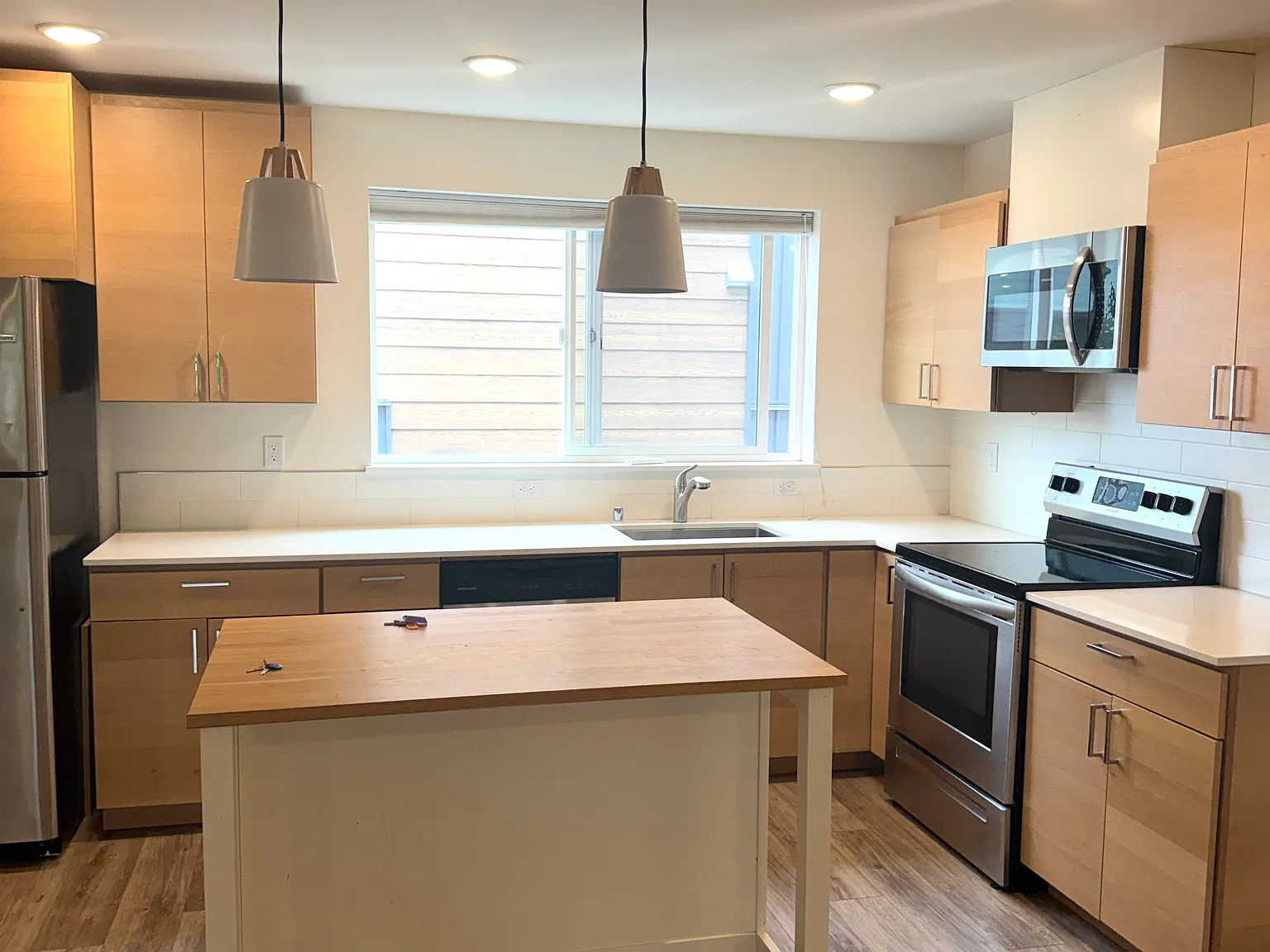2 bed, 1020 sqft, $2,750 — Photo 4