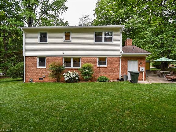 4th image of 2606 Gracewood Dr