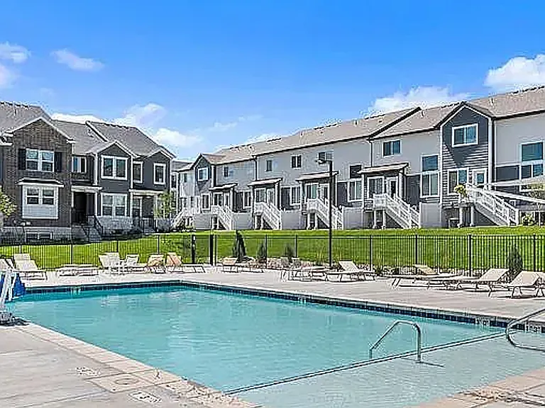 1087 N Sawtooth Way #GG203 — Photo 22