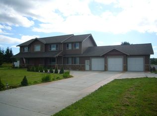 5327 Starry Rd, Bellingham, WA 98226